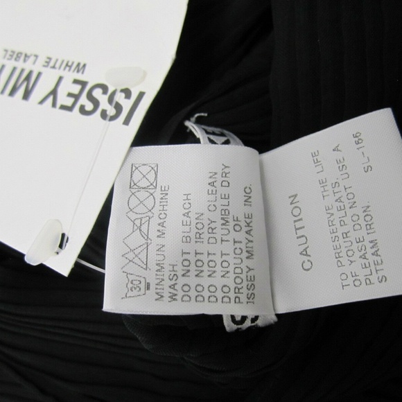 Brand New Issey Miyake Top Size 8 US Authentic - Picture 6 of 6
